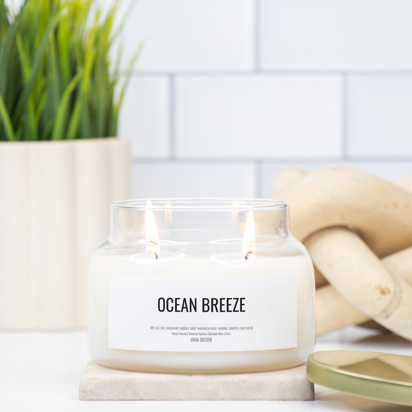 Ocean Breeze Candle in Apothecary Jar (Double Wick)