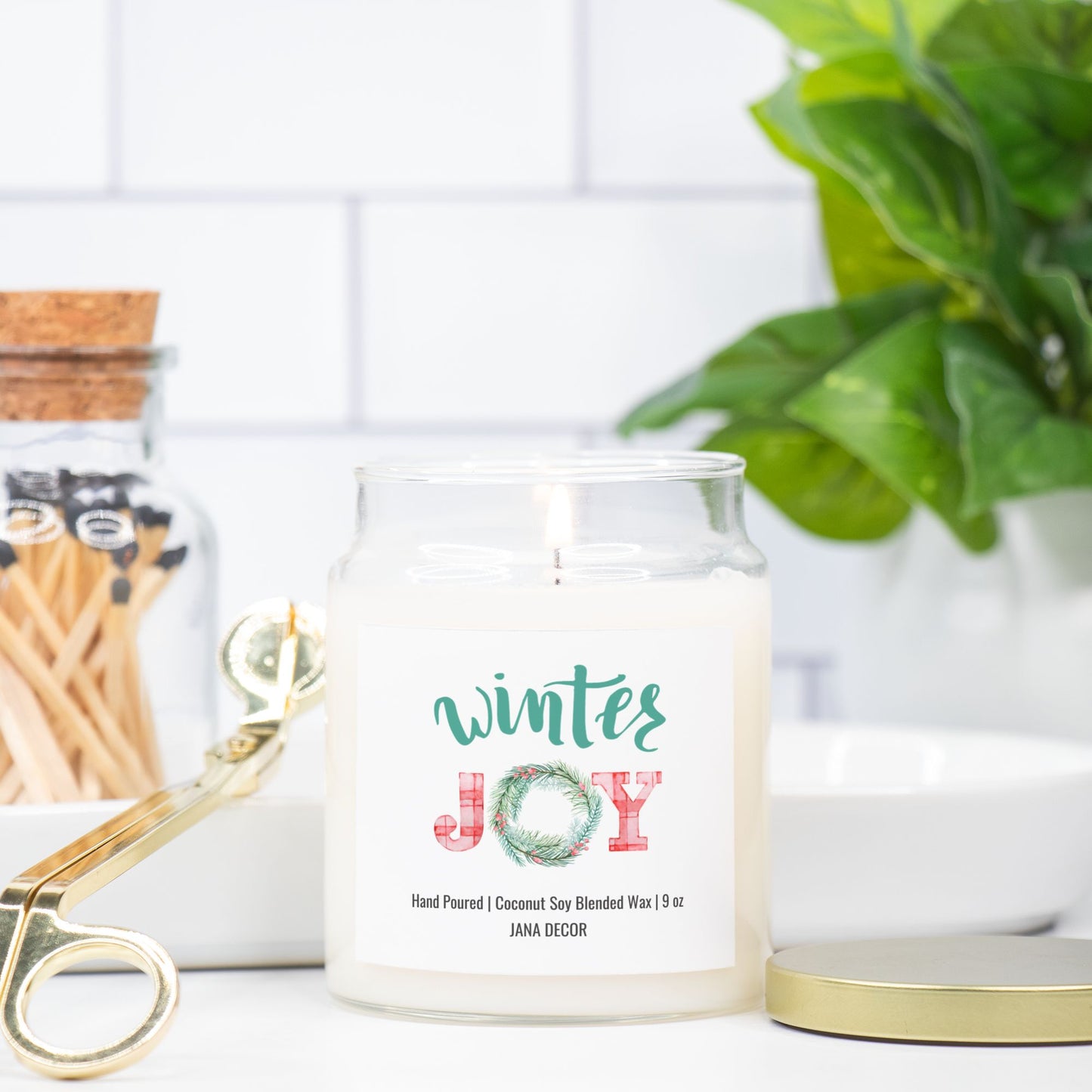 Winter Joy Christmas Candle - Apothecary Jar 9oz